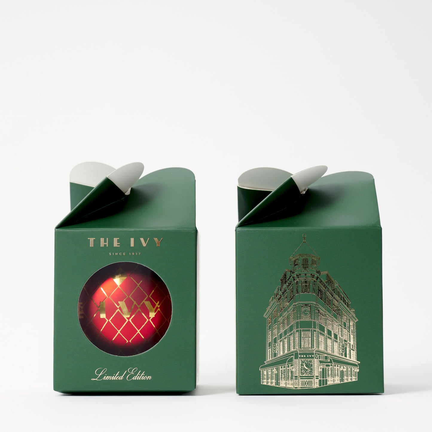 Classic Christmas Bauble - Red